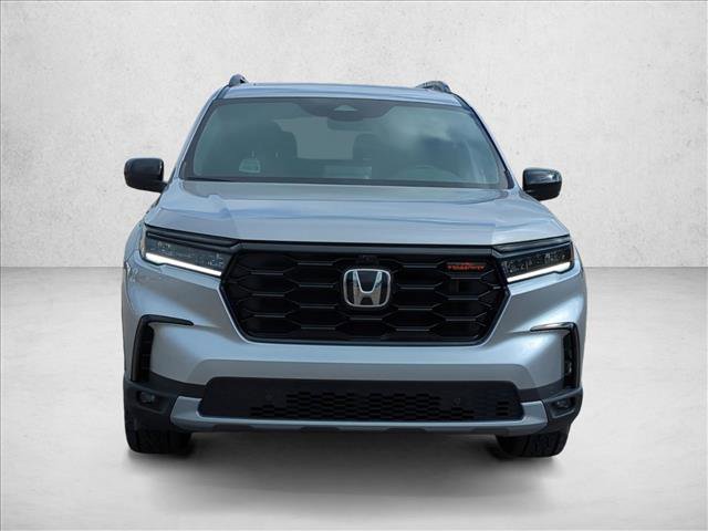 New 2025 Honda Pilot TrailSport image 8