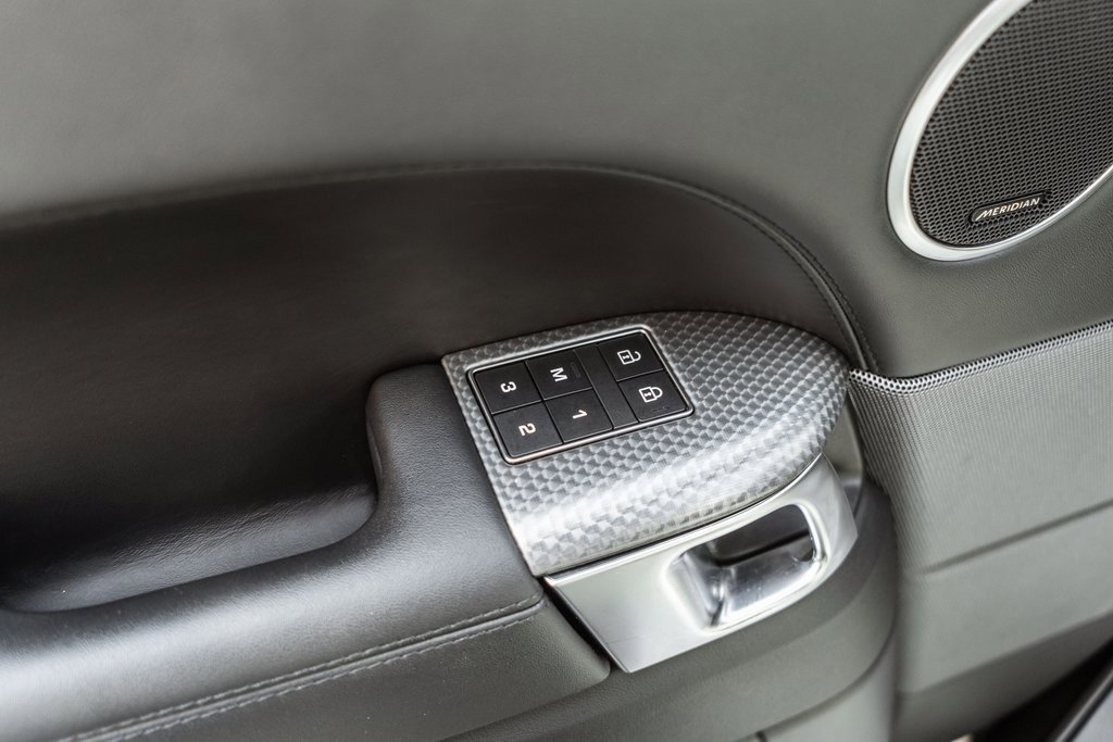 Used 2022 Land Rover Range Rover Sport HST image 17