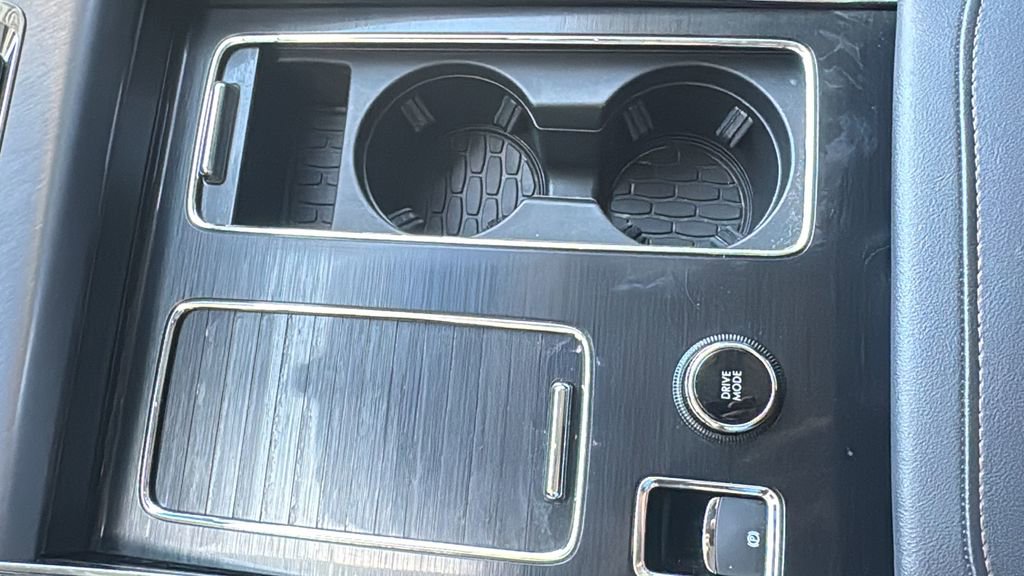 Used 2025 Lincoln Aviator 2WD image 16