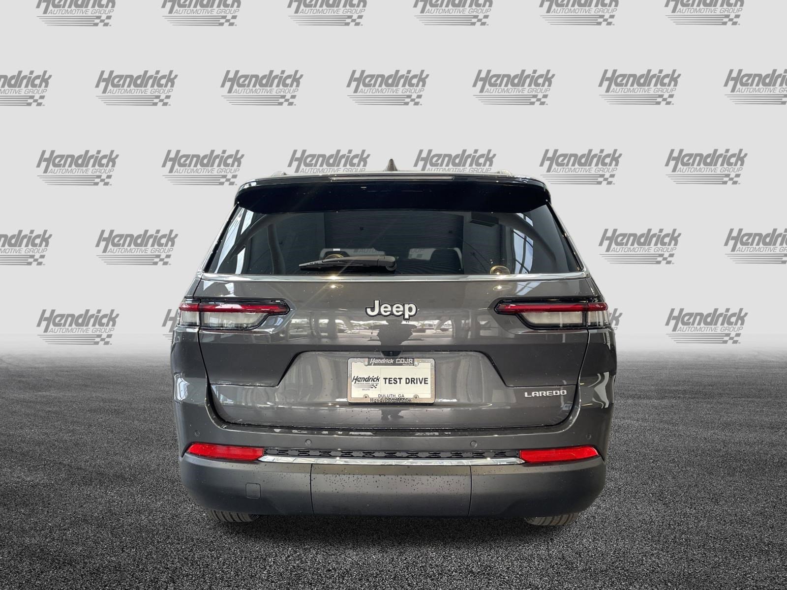 Certified 2025 Jeep Grand Cherokee L Laredo w/ Luxury Tech Group I RWD image 9