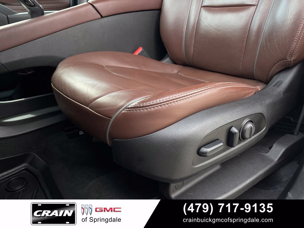 Used 2018 Buick Enclave Avenir w/ Avenir Technology Package FWD image 22