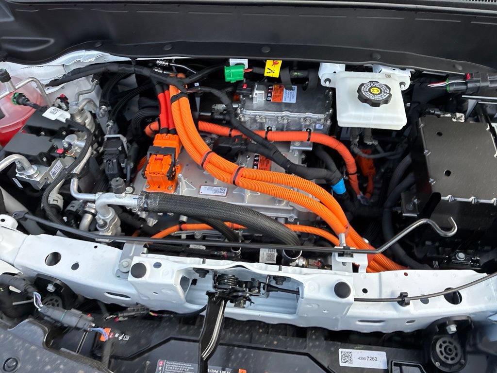 New 2027 Chevrolet Bolt LT FWD image 32