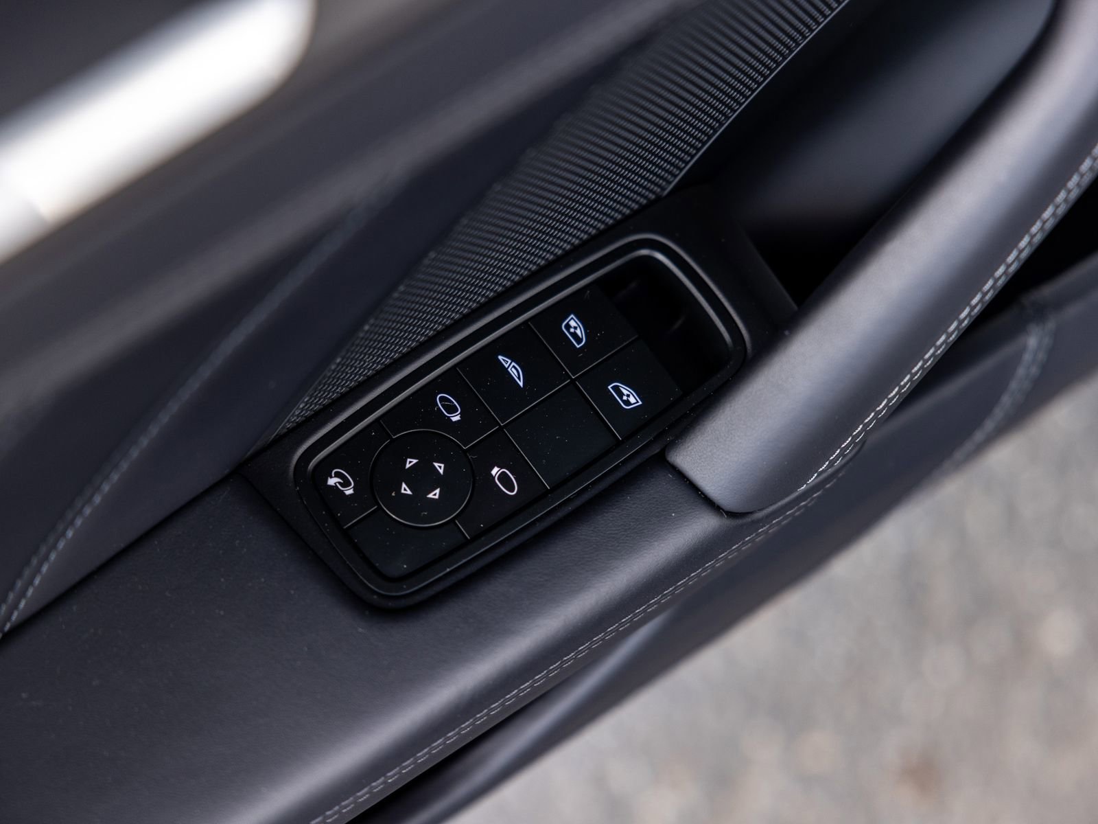 Certified 2025 Porsche 911 Carrera 4 GTS image 40