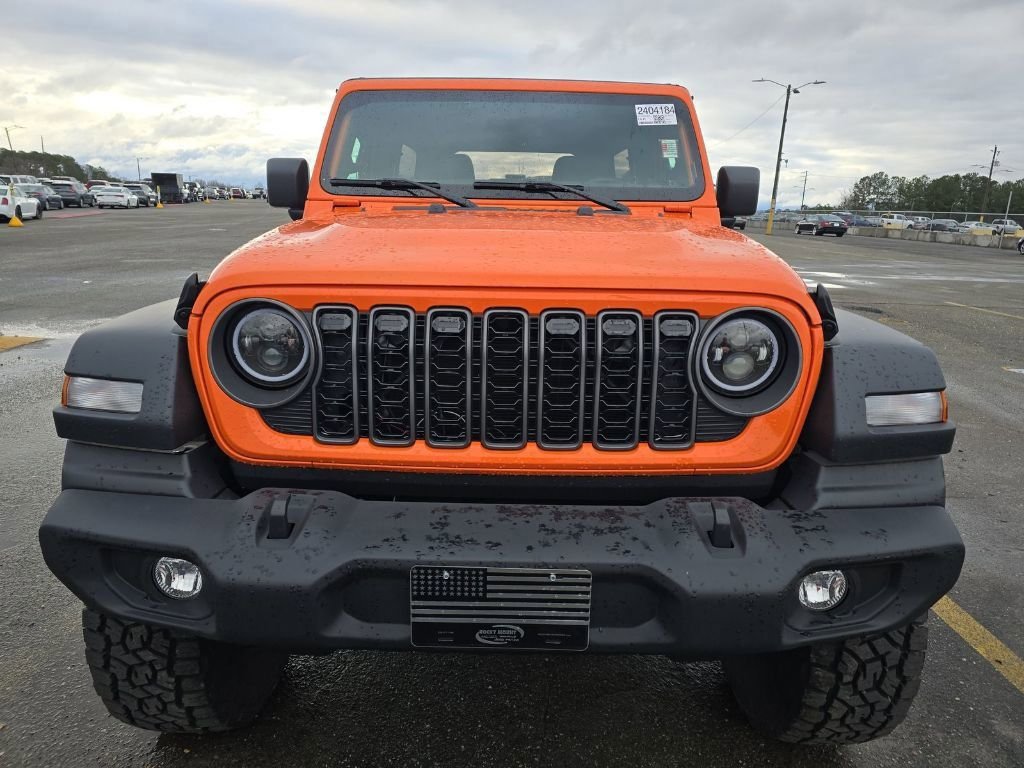 Used 2025 Jeep Wrangler Sport image 16