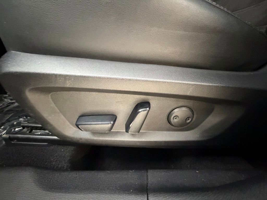 Used 2023 Mitsubishi Outlander SE Black Edition image 25