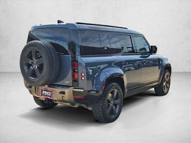 Used 2022 Land Rover Defender 110 X-Dynamic HSE image 5