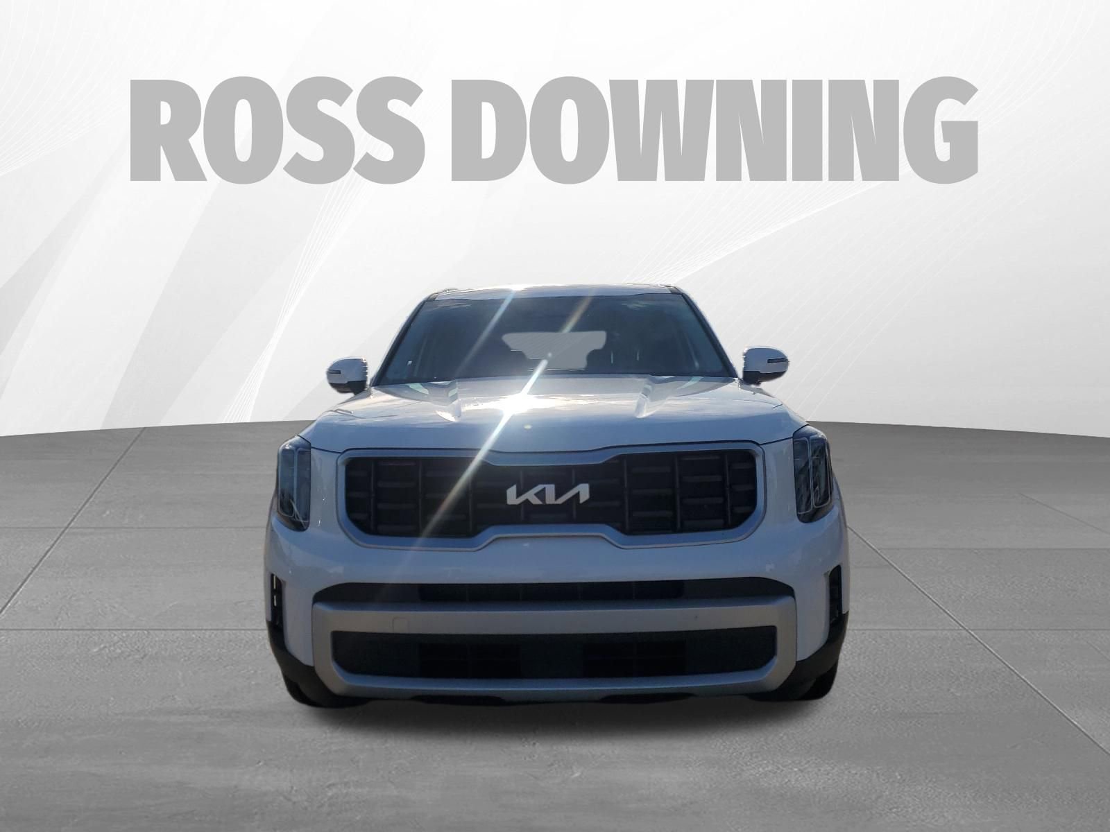 Used 2025 Kia Telluride S FWD image 2