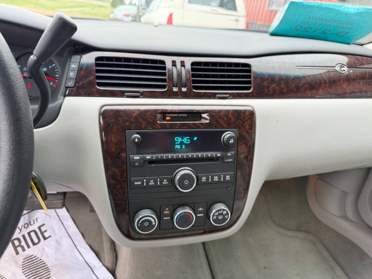 Used 2012 Chevrolet Impala LS FWD image 11