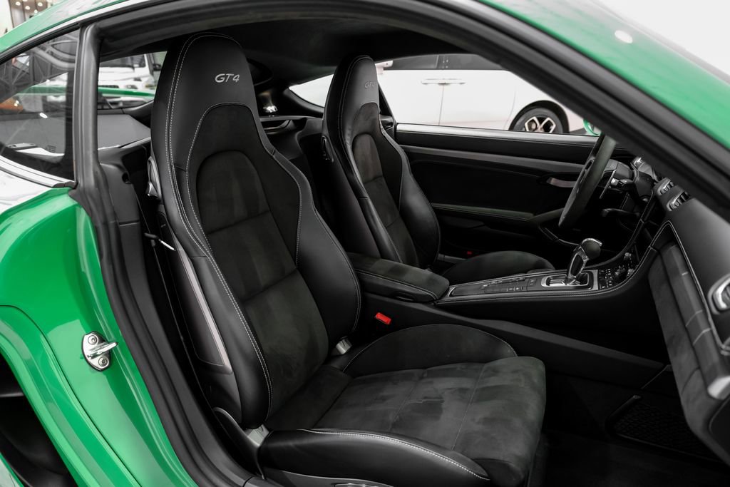 Used 2022 Porsche 718 Cayman GT4 RWD image 33