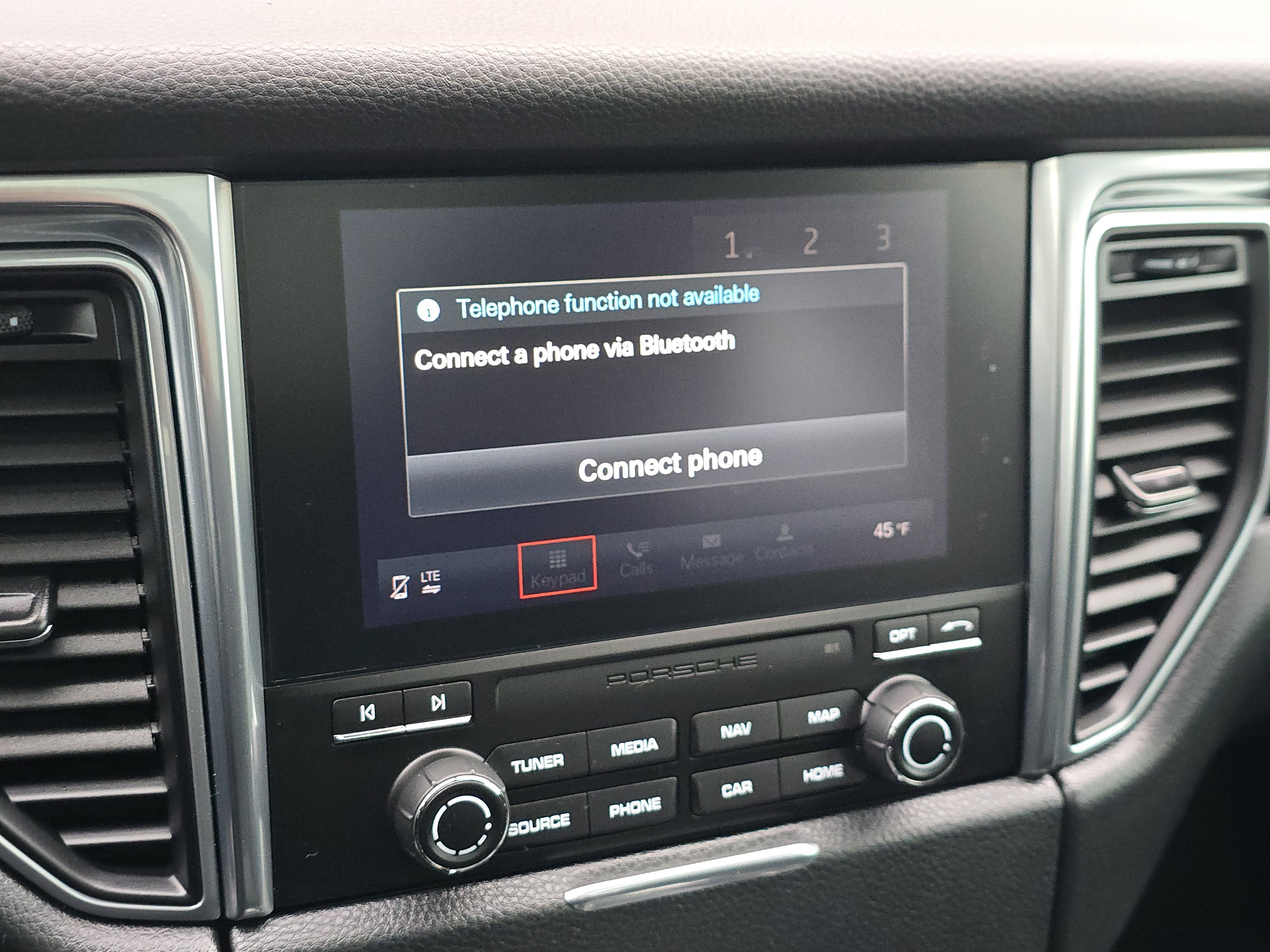 Used 2018 Porsche Macan S image 22