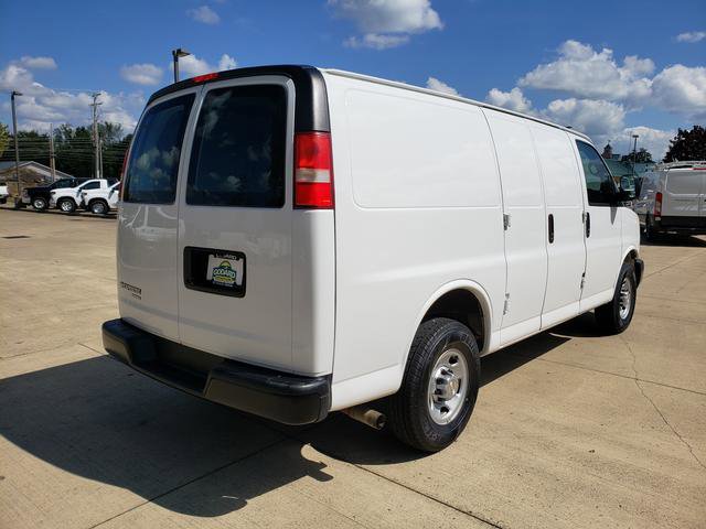 Used 2014 Chevrolet Express 2500 image 5