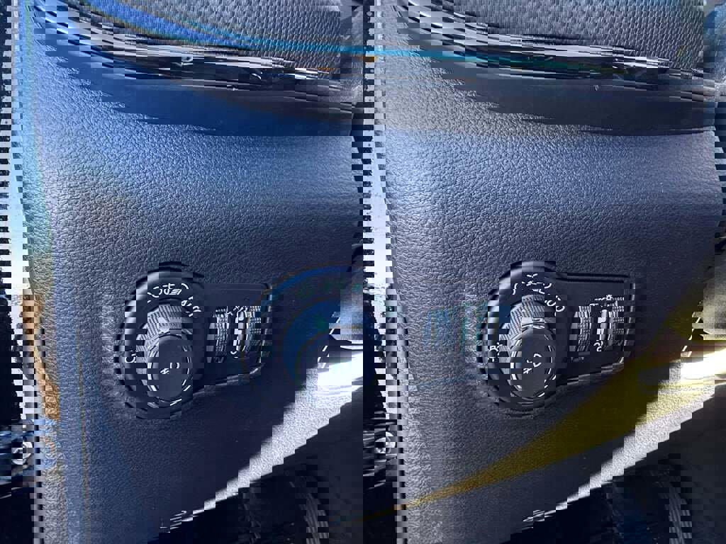 New 2026 Jeep Compass Latitude image 28