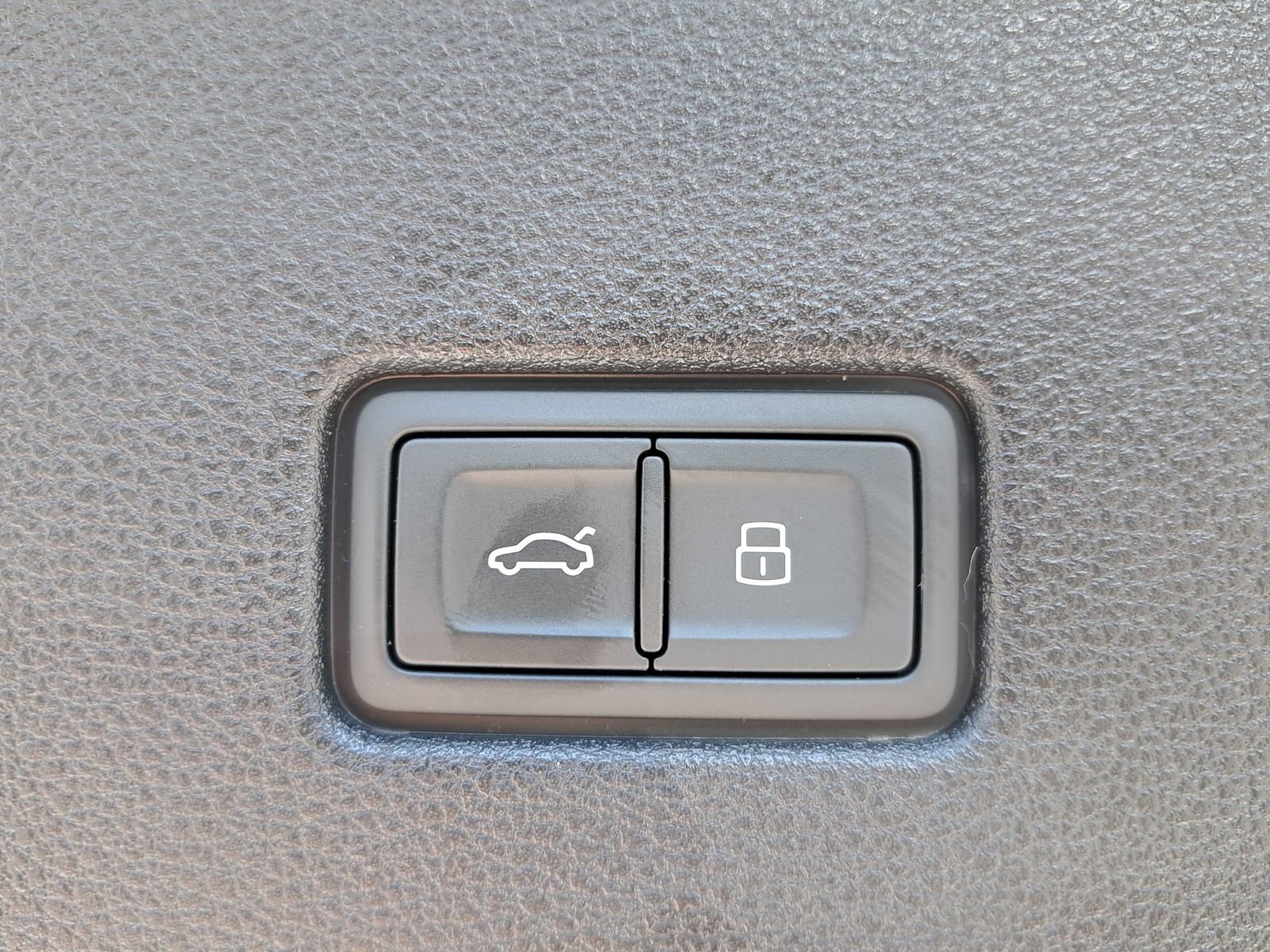 Used 2023 Audi RS Q8 image 13