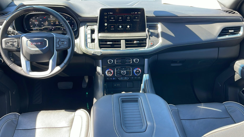 Used 2022 GMC Yukon XL SLT w/ SLT Premium Package AWD/4WD image 17