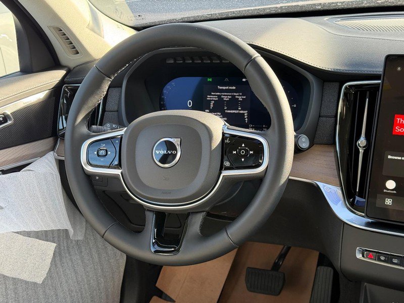 New 2026 Volvo XC90 T8 Plus w/ Protection Package Premier image 8