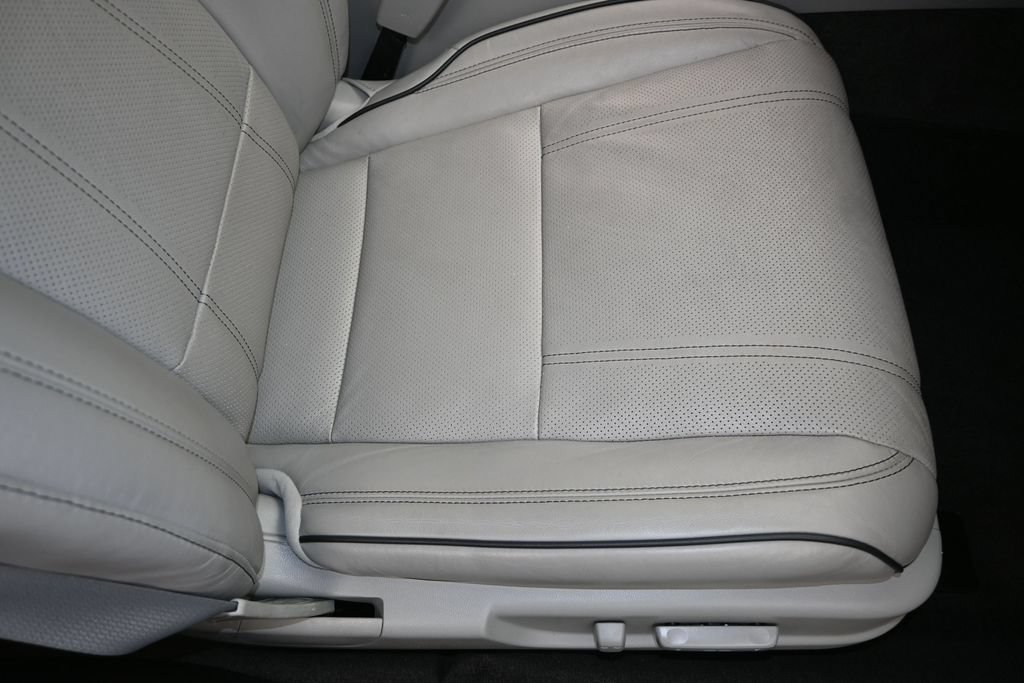 Used 2019 Acura TLX w/ Advance Package FWD image 20
