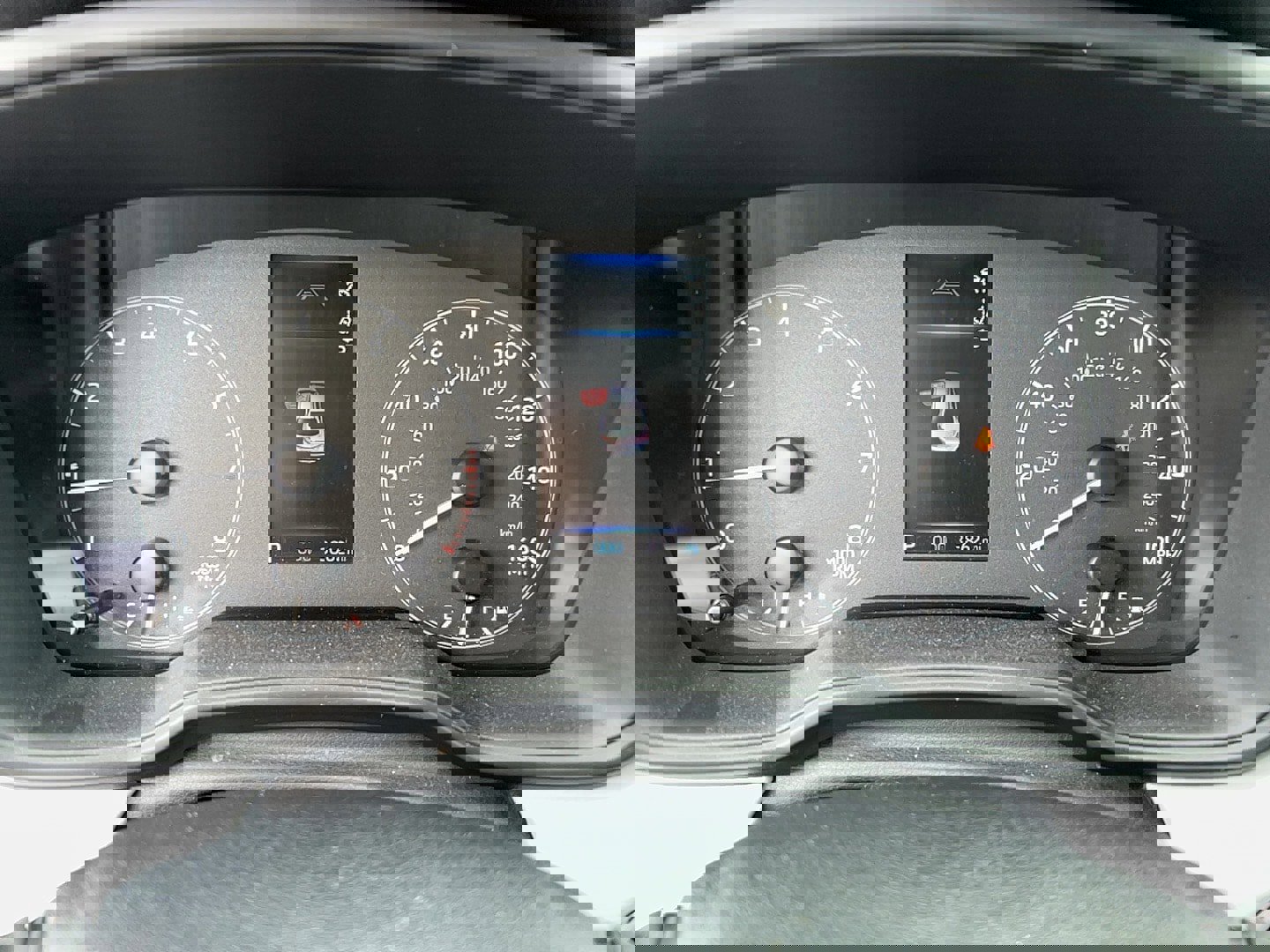 Used 2024 Toyota Corolla SE image 16