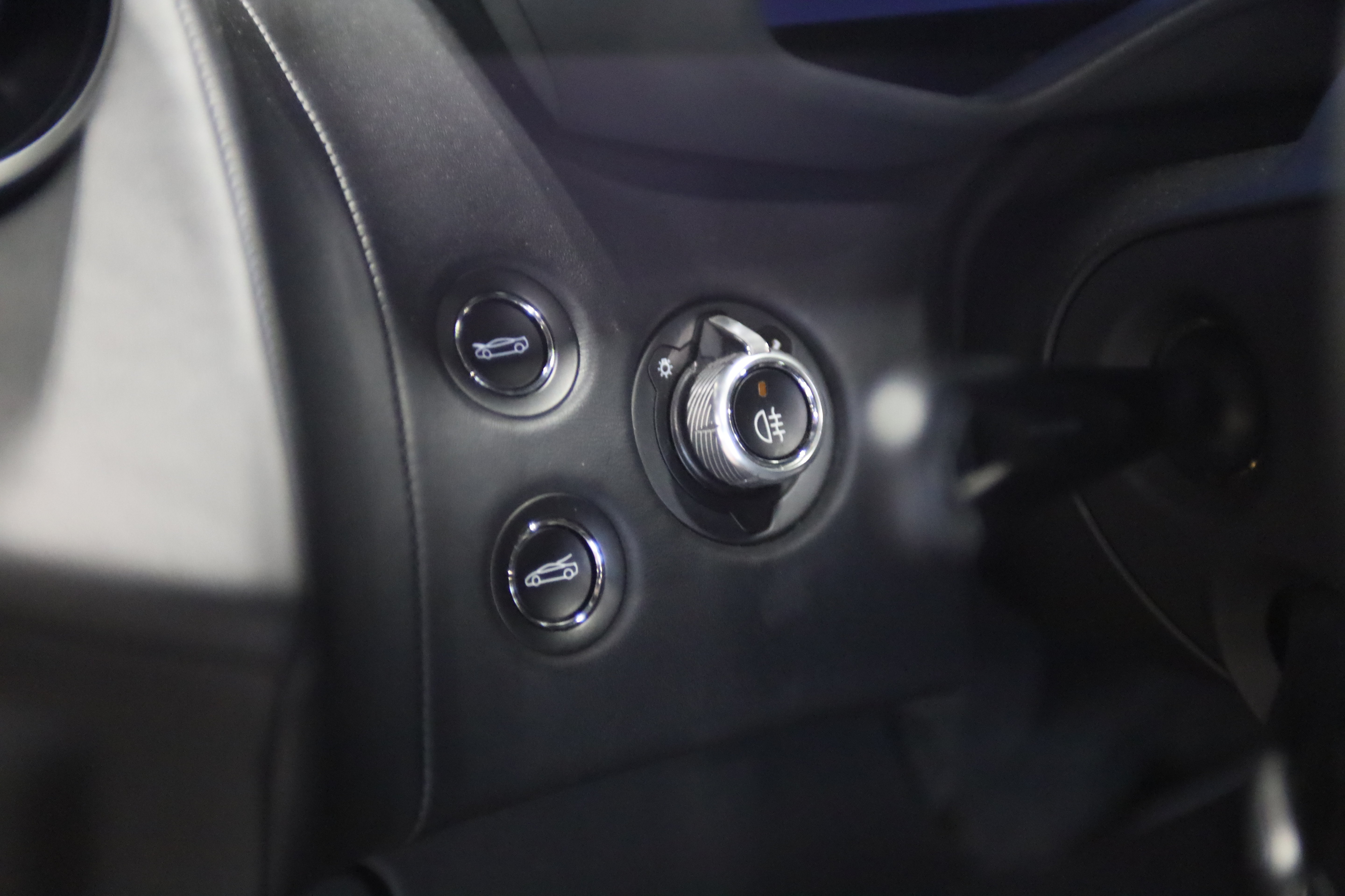 Used 2023 McLaren GT RWD image 20