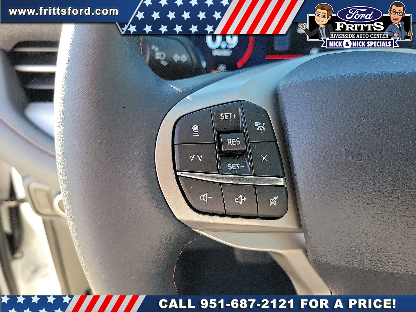 New 2026 Ford Explorer Active w/ Active Comfort Package image 6