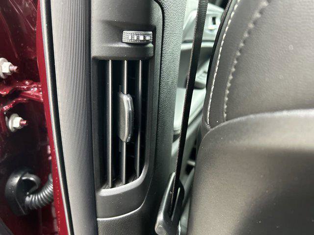 New 2025 Jeep Grand Cherokee L Laredo image 46