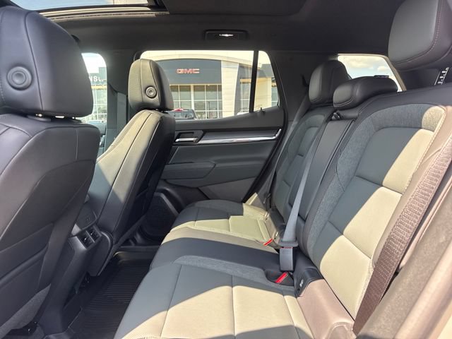 New 2027 GMC Terrain AT4 w/ Technology Package II AWD/4WD image 11