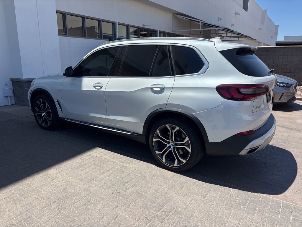 Used 2020 BMW X5 xDrive50i w/ Executive Package AWD/4WD image 4