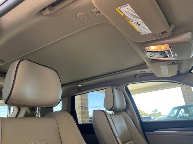 Used 2018 Jeep Grand Cherokee Overland RWD image 29
