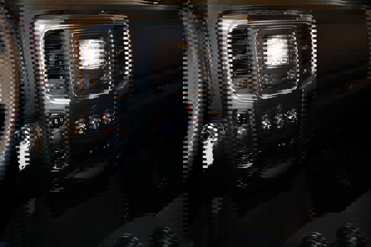 Used 2024 RAM 1500 Classic Warlock image 40