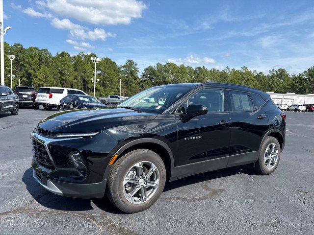 Used 2025 Chevrolet Blazer LT w/ Convenience Package FWD image 7