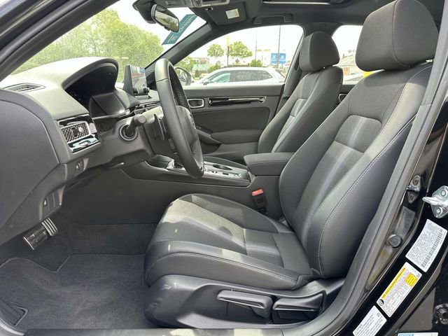 Used 2025 Honda Civic Sport image 12