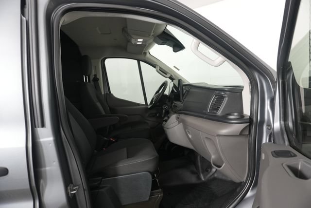 Certified 2023 Ford E-Transit Low Roof RWD image 25