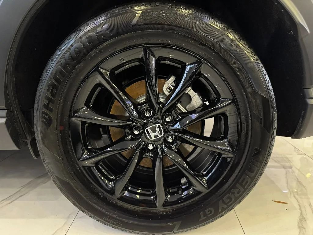 Used 2026 Honda CR-V Sport image 8