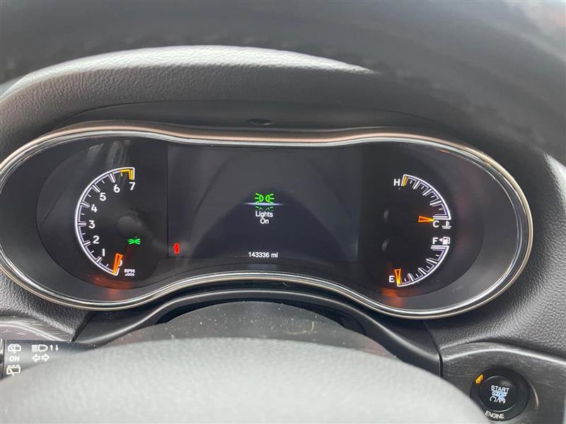 Used 2015 Jeep Grand Cherokee Laredo w/ Quick Order Package 23E image 41