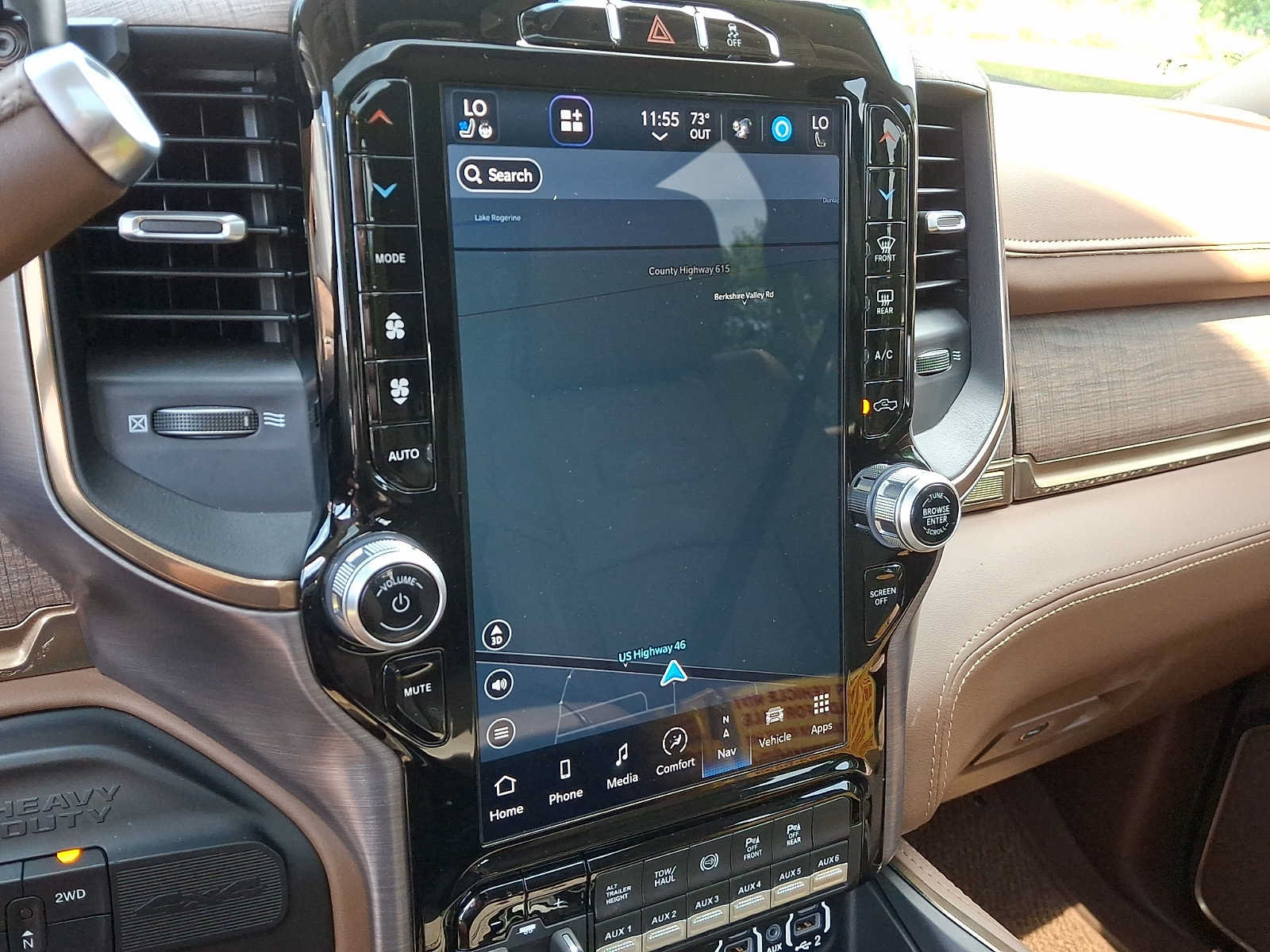 Used 2024 RAM 3500 Limited w/ Towing Technology Group AWD/4WD image 19