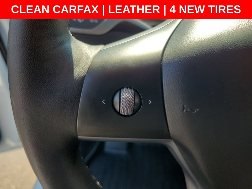 Used 2024 Tesla Model Y Performance AWD/4WD image 24