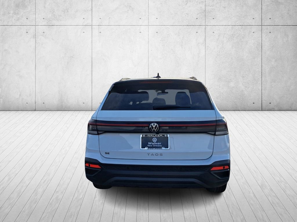 New 2026 Volkswagen Taos SE FWD image 6