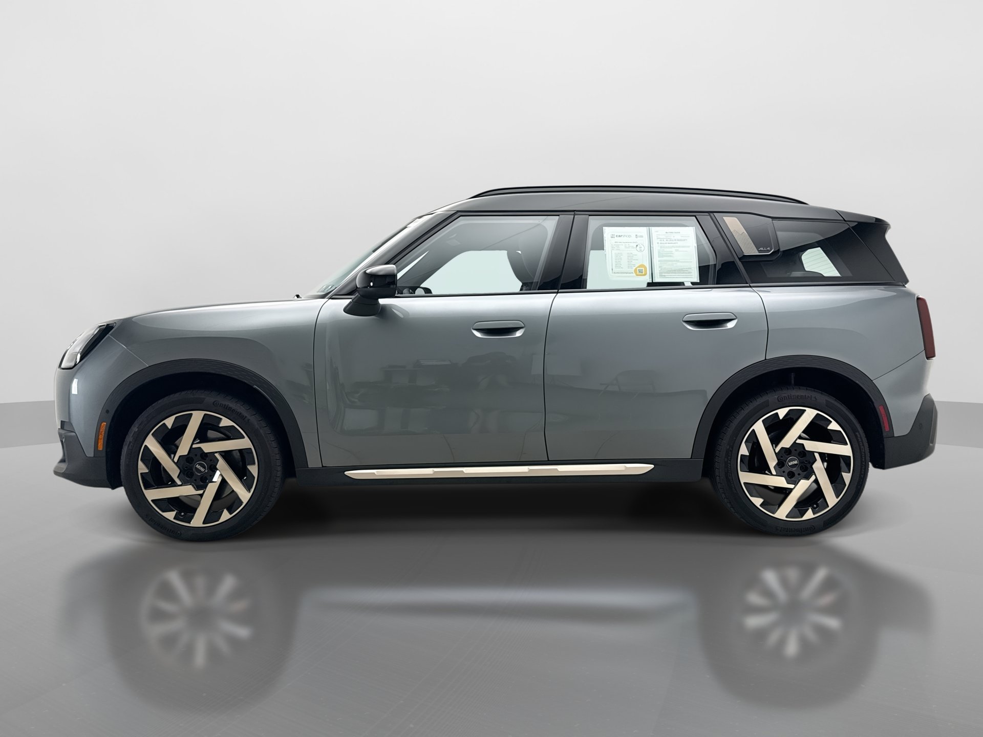 Used 2025 MINI Cooper Countryman S AWD/4WD image 2