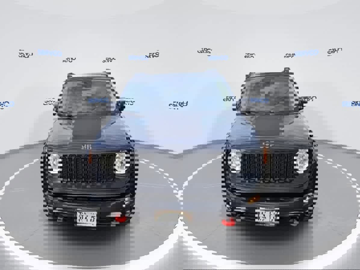 Used 2017 Jeep Renegade Trailhawk image 3