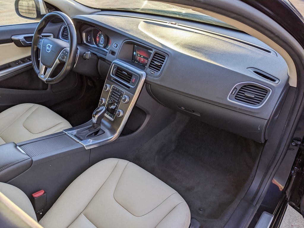 Used 2016 Volvo S60 T5 Premier w/ Convenience Package image 22