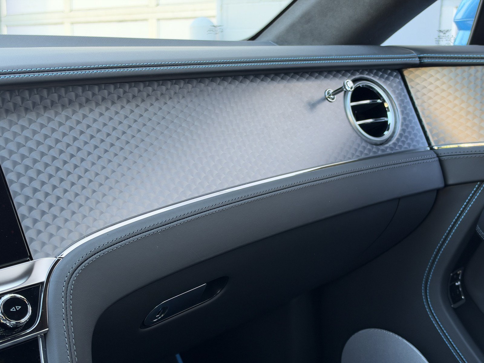 New 2027 Bentley Continental GT AWD/4WD image 30