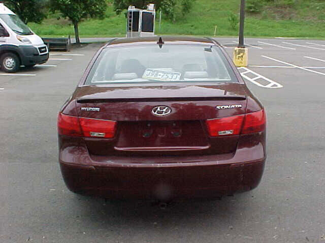 Used 2010 Hyundai Sonata GLS image 6
