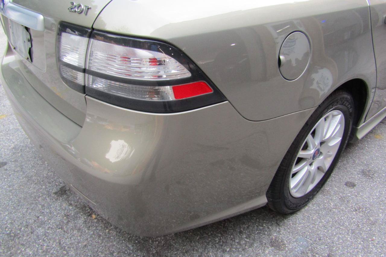 Used 2008 Saab 9-3 2.0T w/ Cold Weather Package FWD image 16