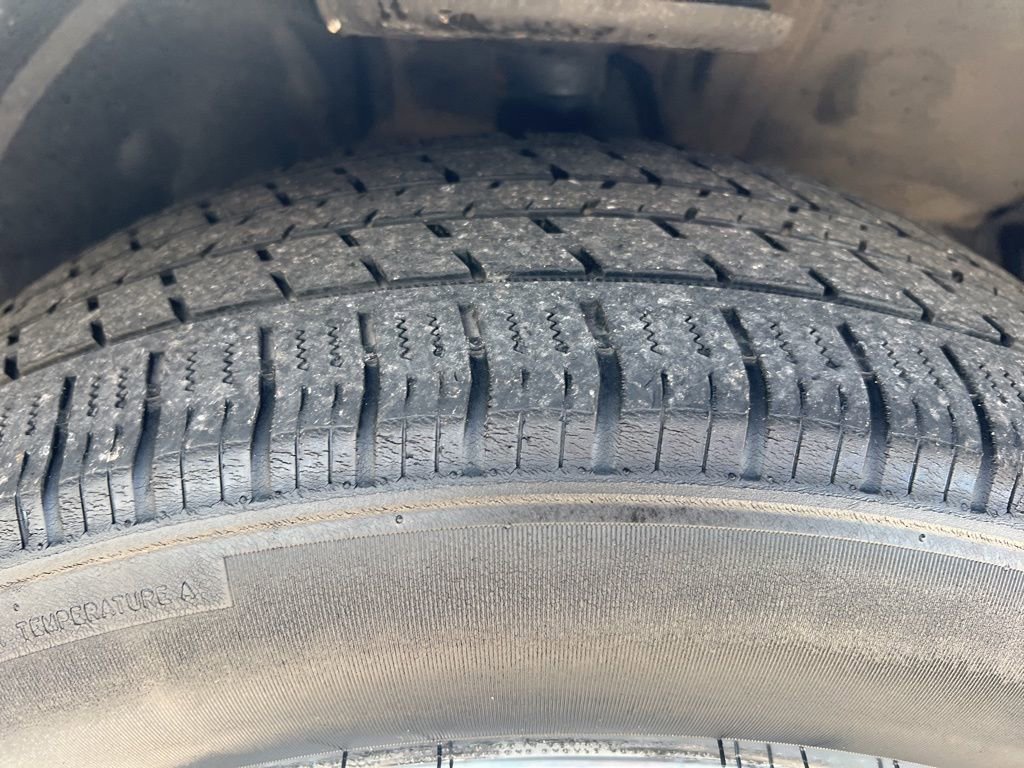 Used 2018 Nissan Pathfinder SV w/ Cargo Package image 40