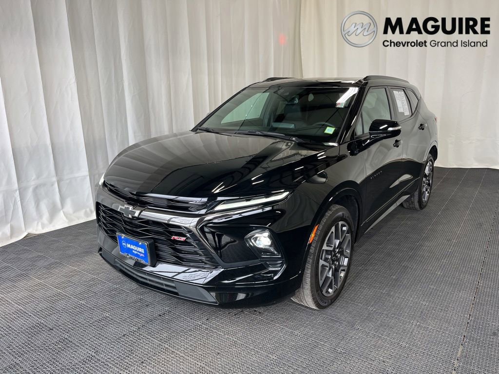 Used 2024 Chevrolet Blazer RS w/ LPO, Floor Liner Package FWD image 1