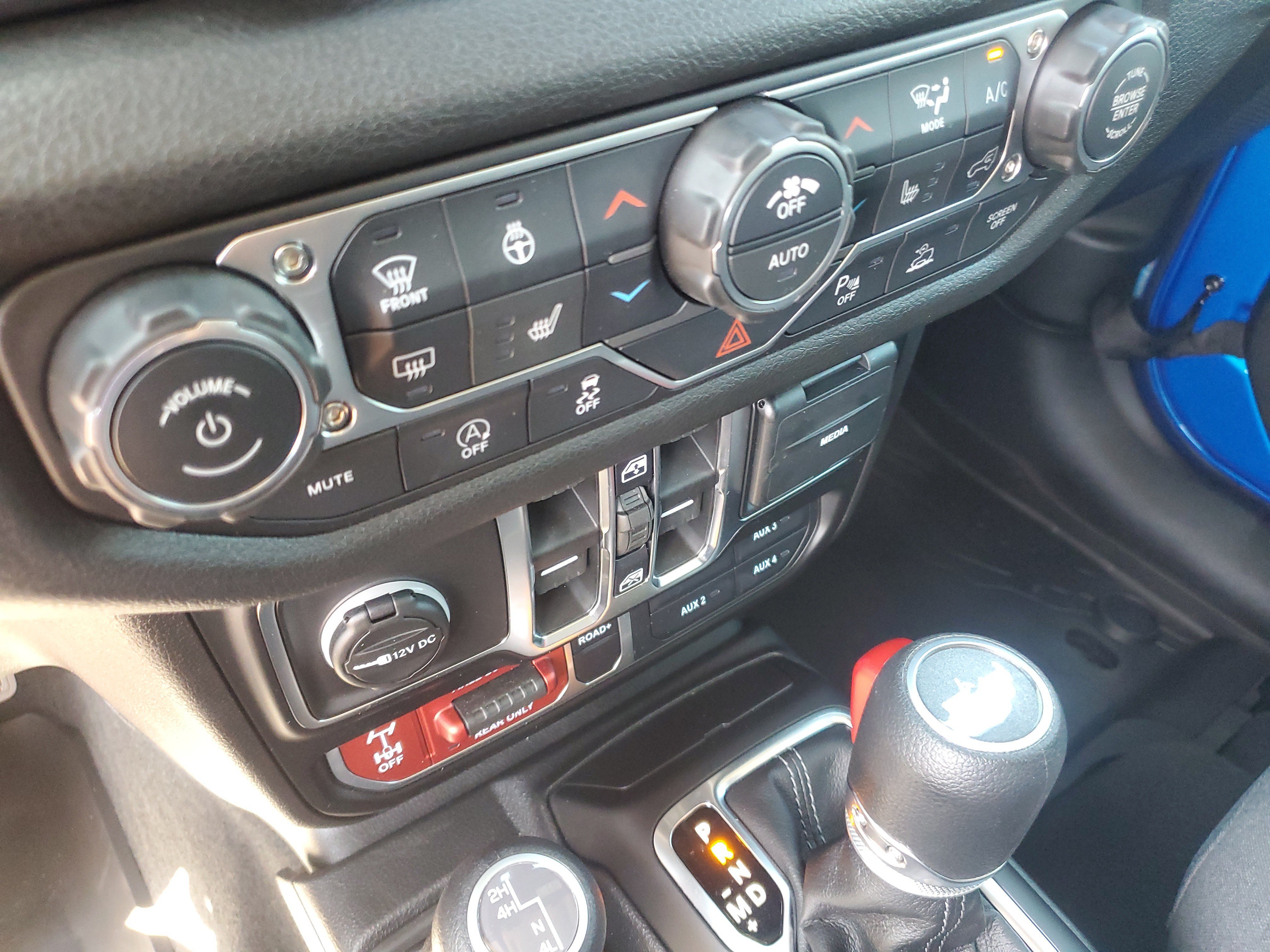 Used 2026 Jeep Wrangler Unlimited Sport AWD/4WD image 21