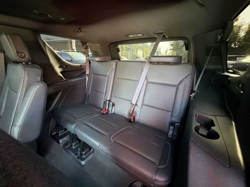 Used 2023 GMC Yukon Denali w/ Denali Reserve Package AWD/4WD image 29