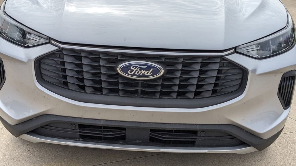 Used 2024 Ford Escape Active image 9