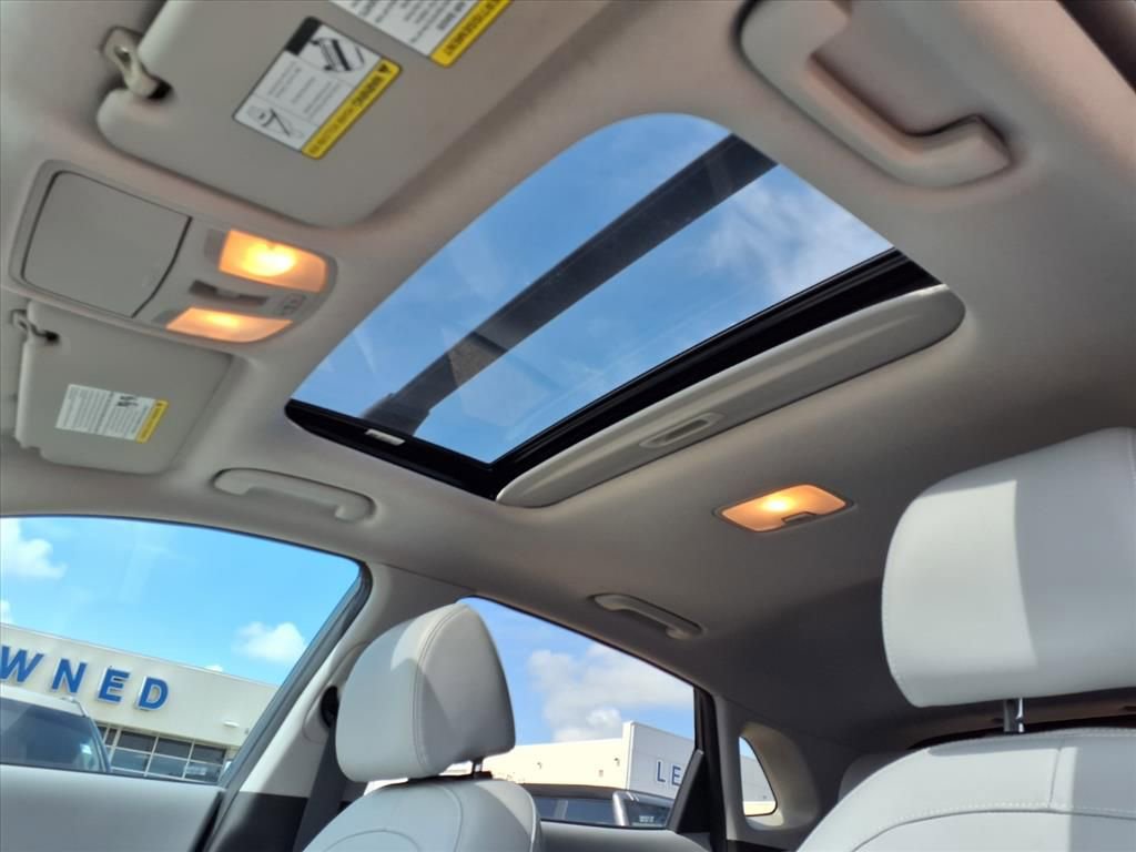 Used 2021 Hyundai Kona Limited FWD image 10