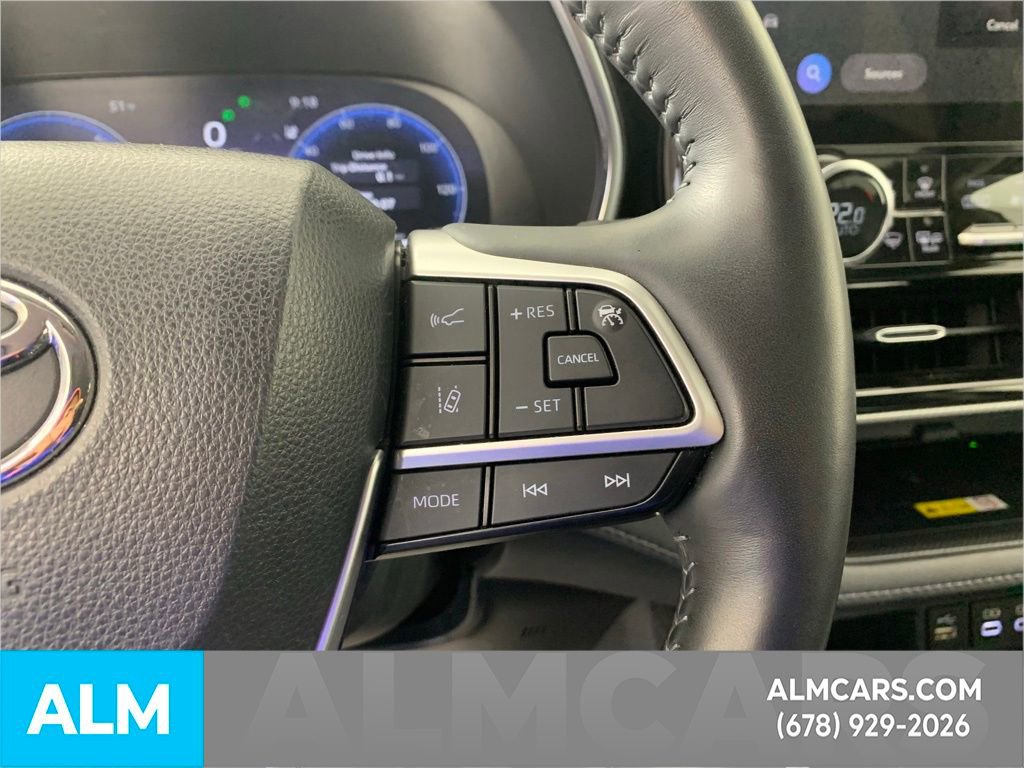 Used 2023 Toyota Highlander Platinum image 22