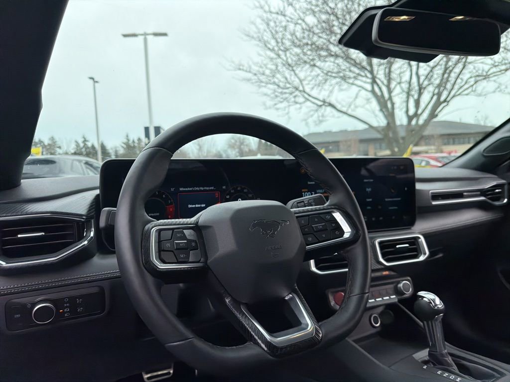 Used 2025 Ford Mustang GT Premium RWD image 20